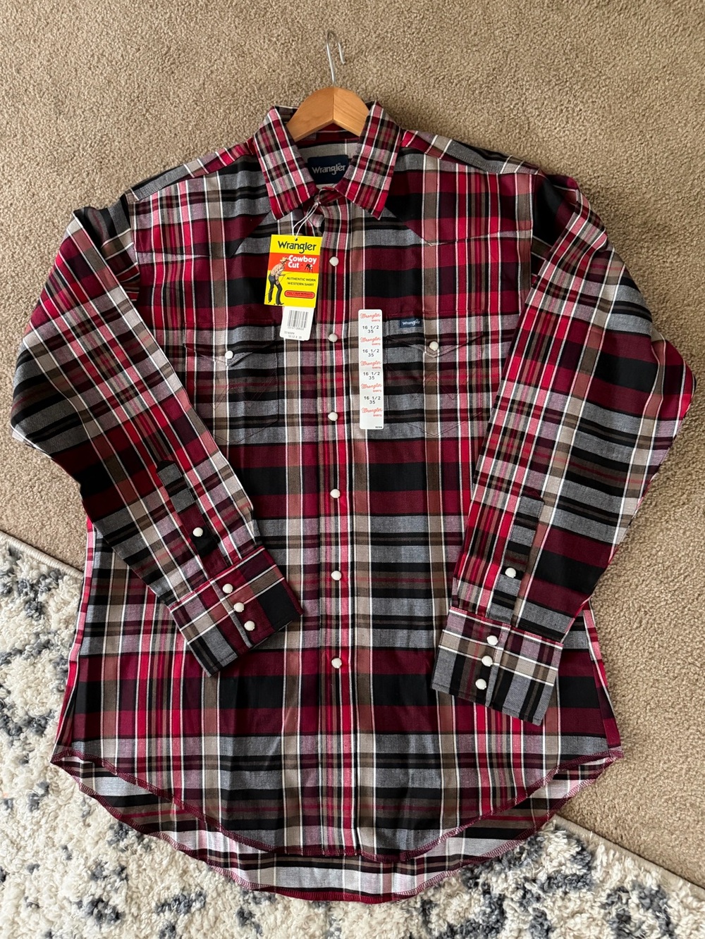 NWT! Vintage Wrangler Men's Red Plaid Button-Down Dress Shirt 90s Y2K Western